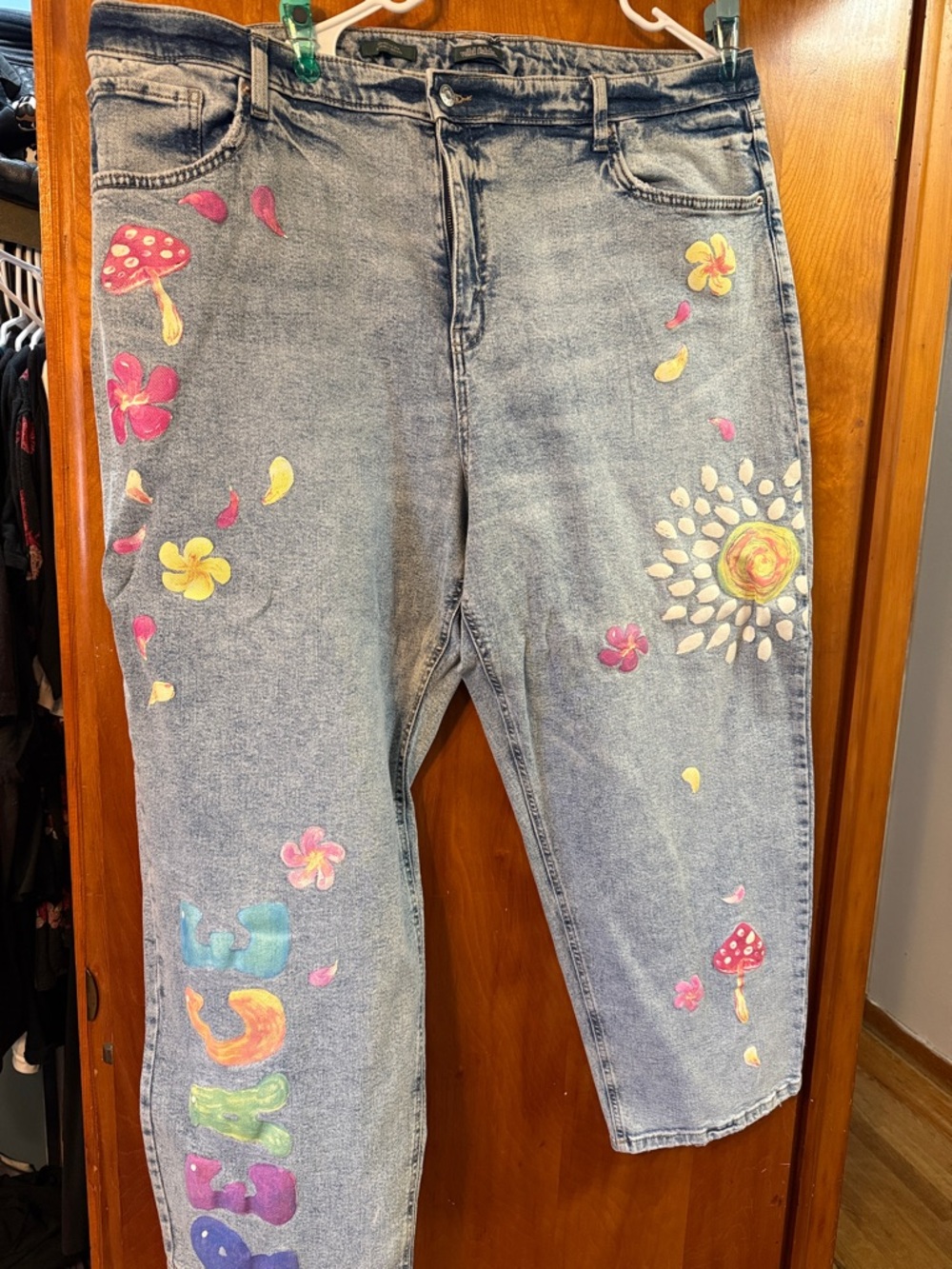 wild fable Blue Denim Boyfriend Jeans with Hand-Painted Multicolor Motifs